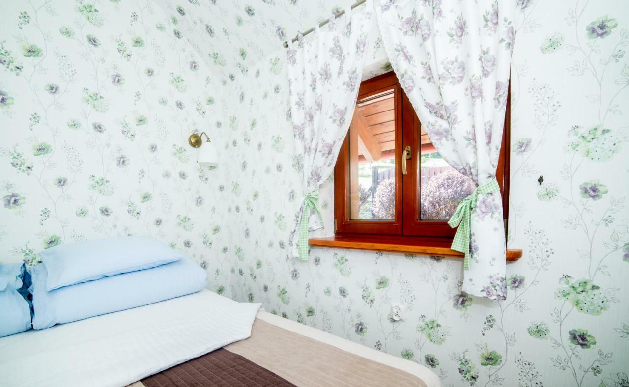 Apartamenty Romanowka Raszow Екстер'єр фото